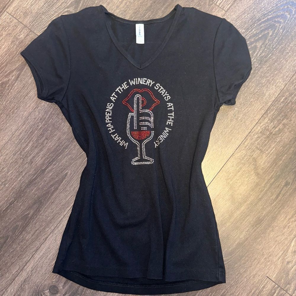 Chris's Stuff (Small) Winery Jeweled 100% Cotton Short Sleeve Tee
